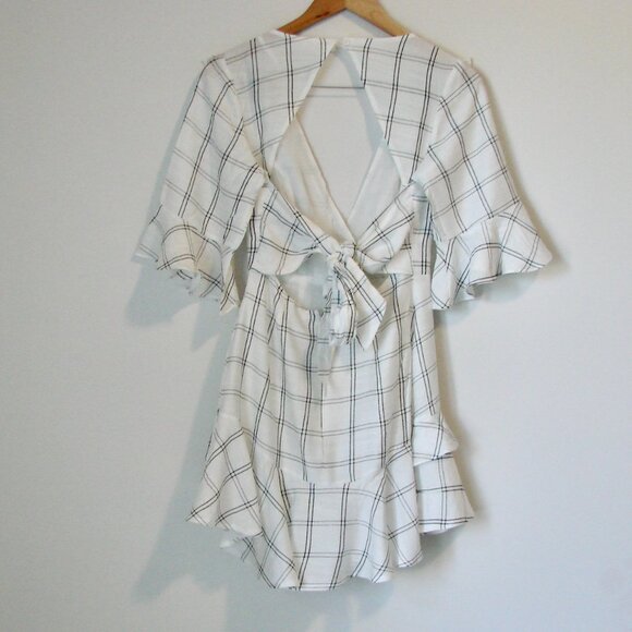 Saints + Secrets Mini Dress White Black Check Ruffle Trim Keyhole Back Small NWT - Picture 12 of 16